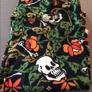Lularoe Tall & Curvy Leggings